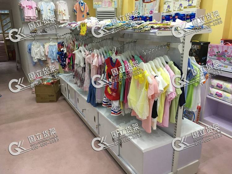 孕嬰店童裝貨架