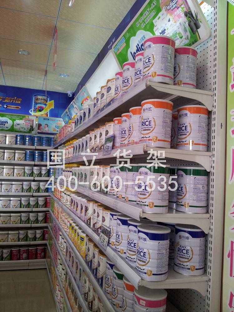 奶粉貨架