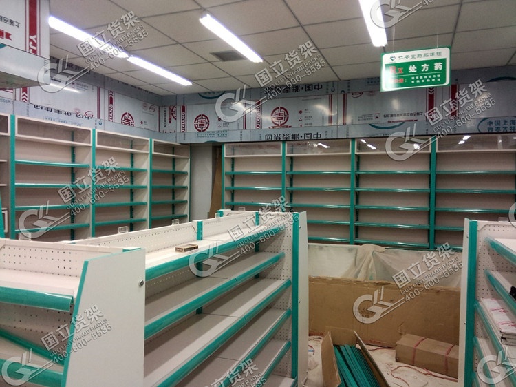 藍(lán)色藥店貨架