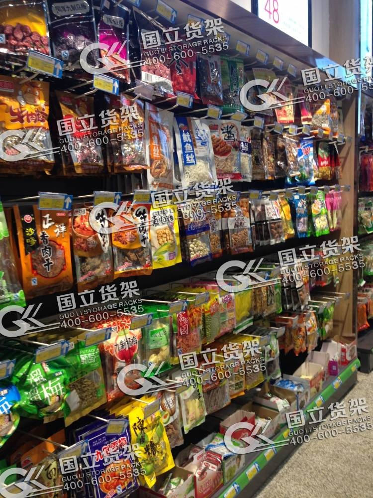 超市食品店面貨架