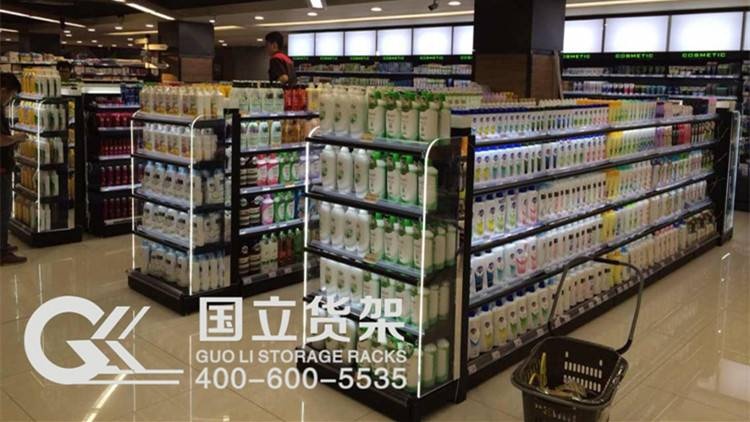 連鎖超市便利貨架